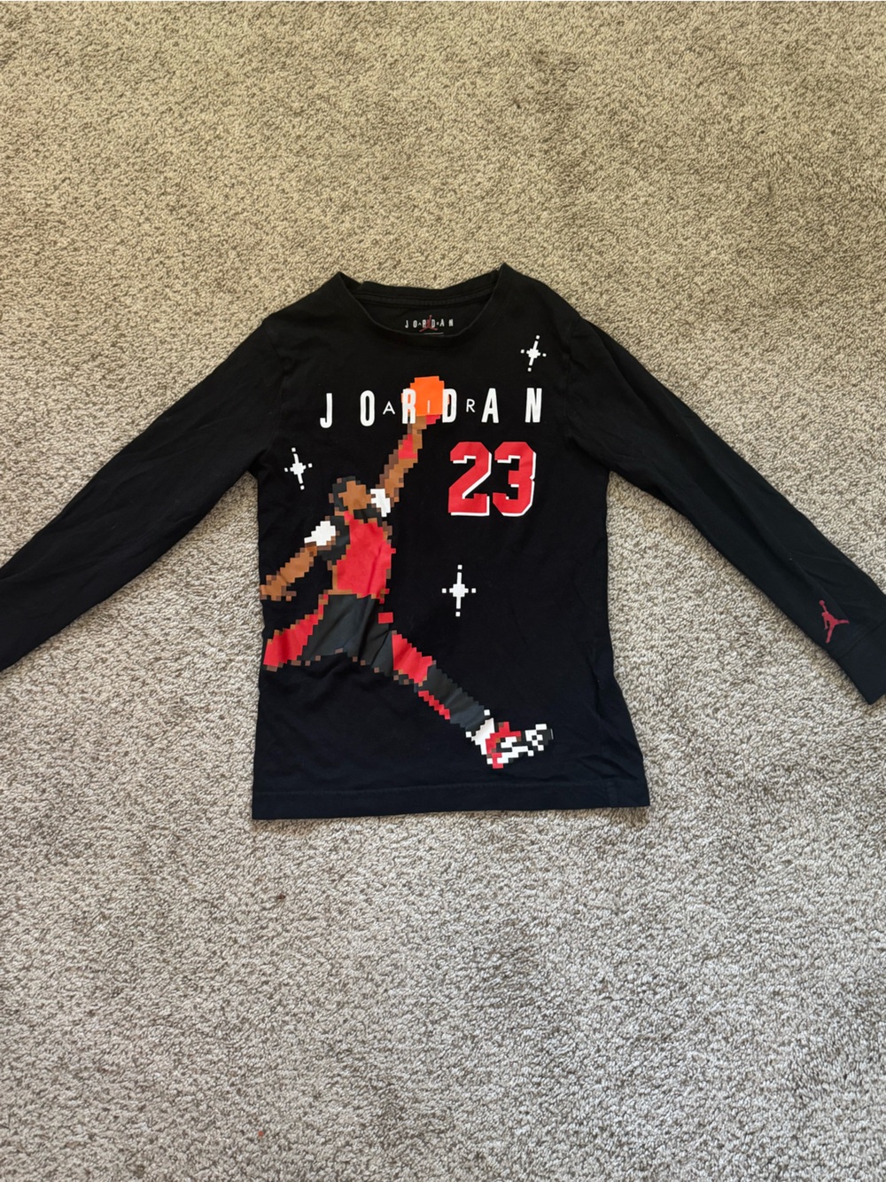 Jordan Kids’s Long-Sleeve Pixel Jumpman 23 Graphic Top - Black/Red